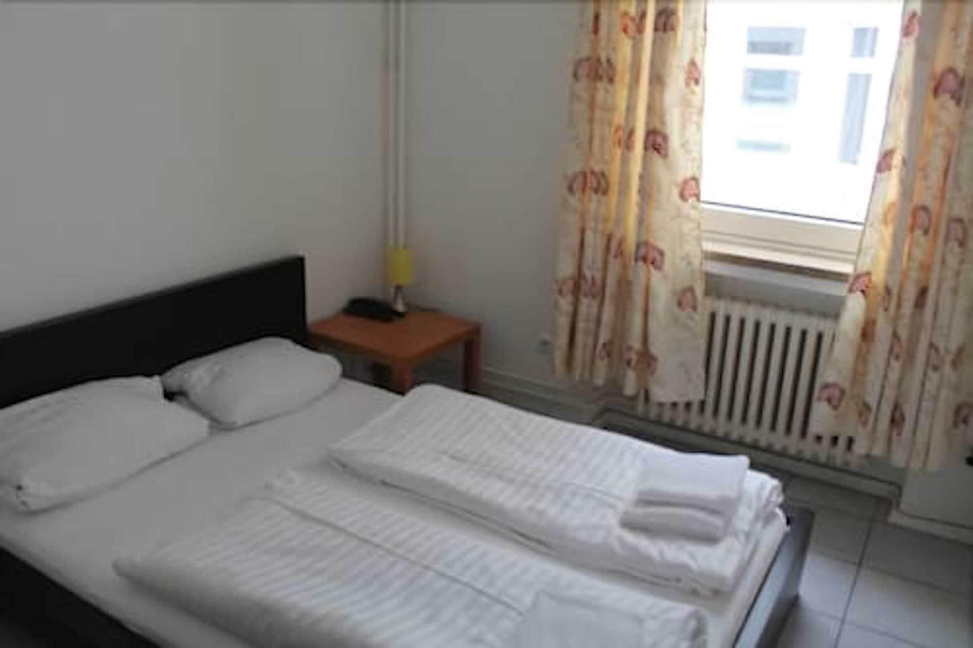 Hotel Lilienhof ฮัมบูร์ก ภายนอก รูปภาพ